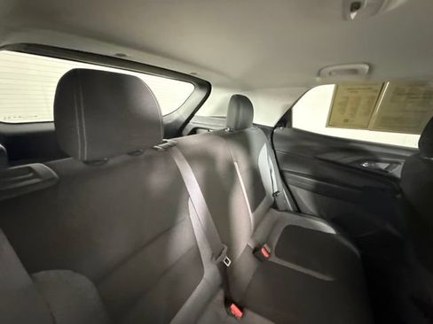 Used 2024 Chevrolet TrailBlazer LT w/ LT Cold Weather Package FWD image 30