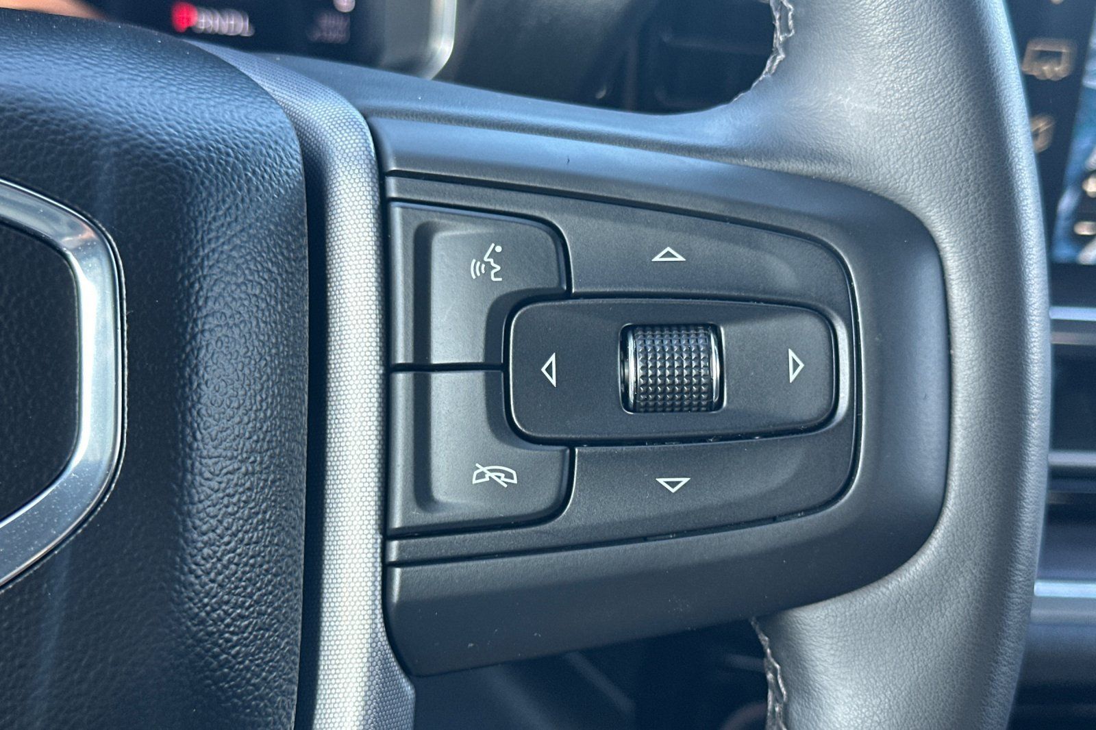 Used 2026 GMC Sierra 1500 SLT AWD/4WD image 36