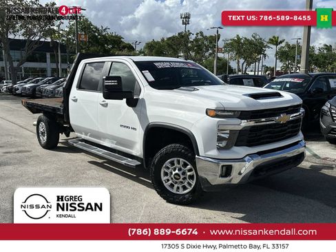 Used 2024 Chevrolet Silverado 2500 LT w/ Convenience Package AWD/4WD image 1