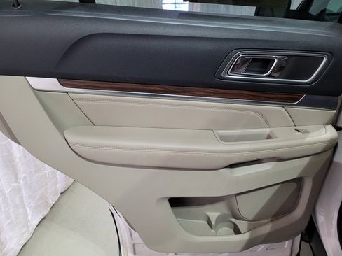 Used 2018 Ford Explorer Limited w/ Equipment Group 301A image 52