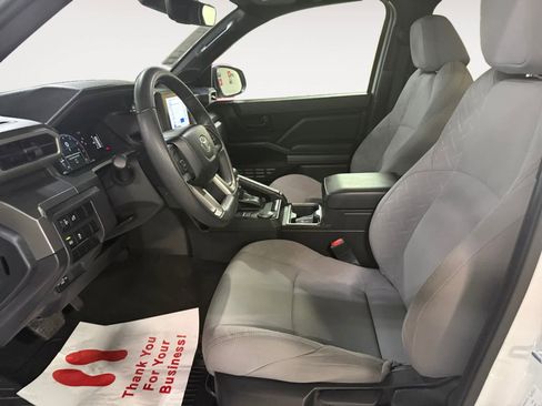 Used 2024 Toyota Tacoma SR5 w/ SR5 Upgrade Package image 13