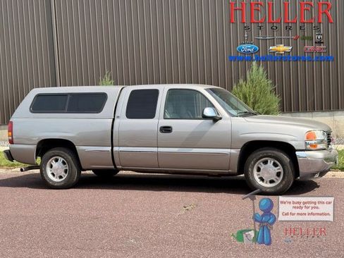 Used 2000 GMC Sierra 1500 2WD Extended Cab image 1