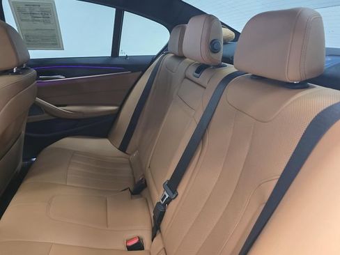 Used 2022 BMW 530i w/ M Sport Package RWD image 26