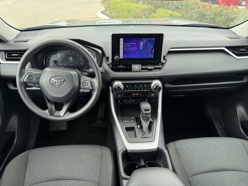 Certified 2025 Toyota RAV4 XLE FWD image 9