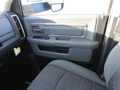 Used 2014 RAM 3500 Big Horn image 18