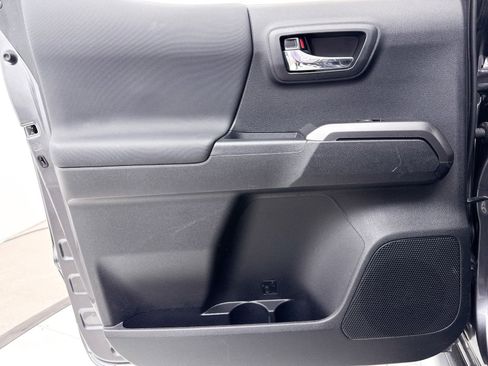 Used 2023 Toyota Tacoma TRD Sport image 28