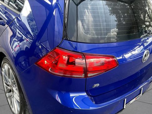 Used 2017 Volkswagen Golf R 4-Door AWD/4WD image 28