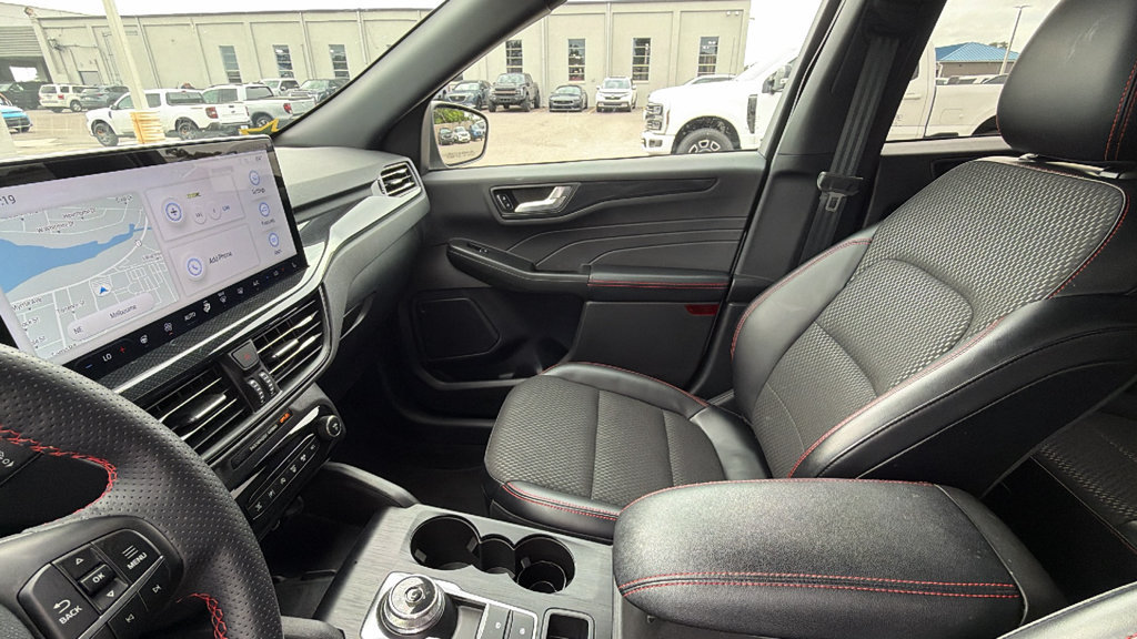 Certified 2024 Ford Escape ST-Line Elite AWD/4WD image 20