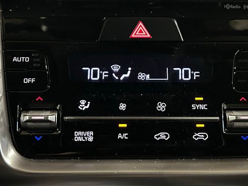 Used 2021 Kia Sorento S FWD image 68