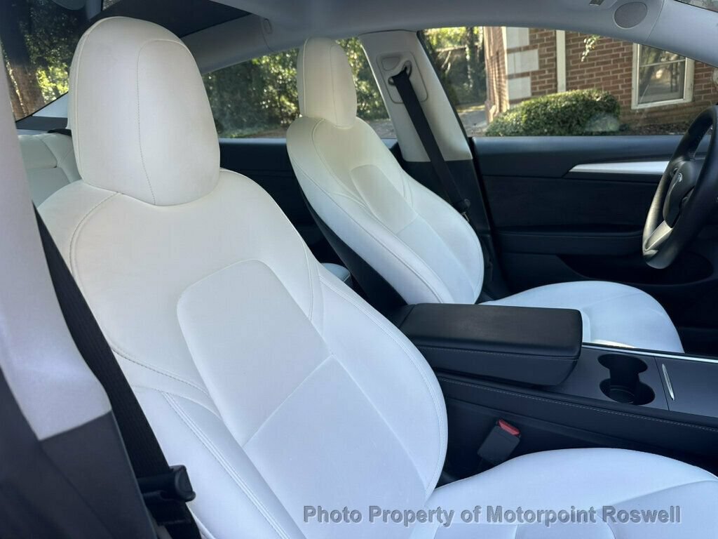 Used 2023 Tesla Model 3 Standard Range RWD image 19