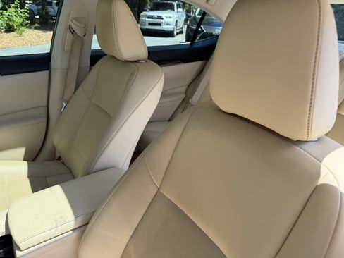 Used 2013 Lexus ES 350 w/ Premium Pkg FWD image 34