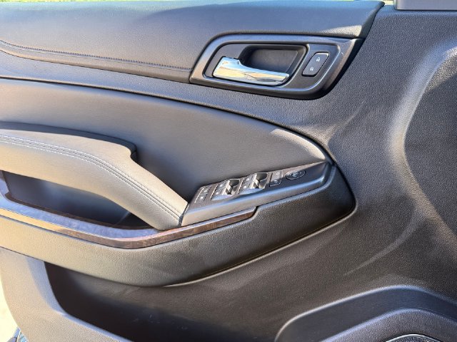 Used 2019 Chevrolet Suburban LS w/ All-Season Package RWD image 22