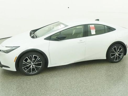 New 2026 Toyota Prius XLE image 2