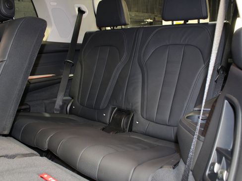 Used 2019 BMW X7 xDrive40i w/ Premium Package image 38