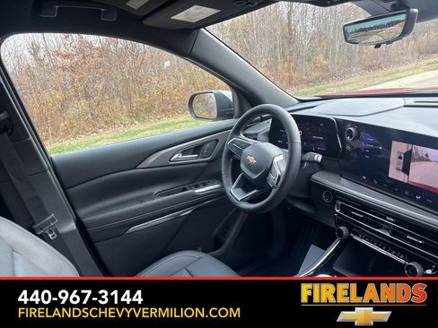 New 2026 Chevrolet Traverse LT w/ Driver Confidence Package image 41