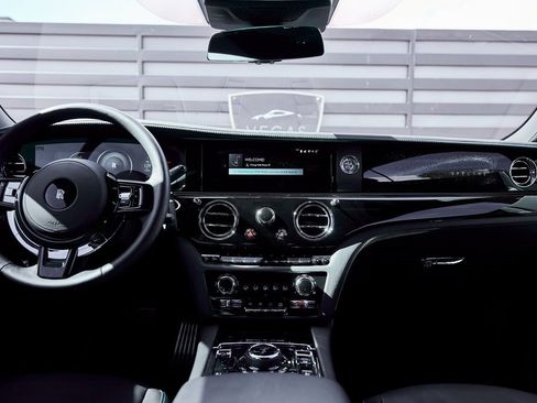 Used 2025 Rolls-Royce Spectre w/ Leather Finishing Pack image 49