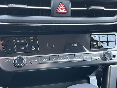 New 2026 Kia Seltos S FWD image 7