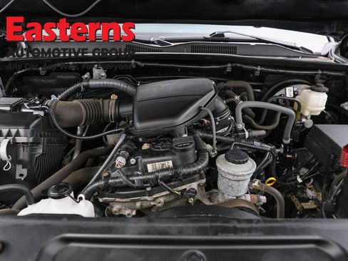 Used 2023 Toyota Tacoma SR AWD/4WD image 7
