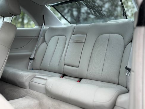 Used 2001 Mercedes-Benz CLK 430 Coupe image 19