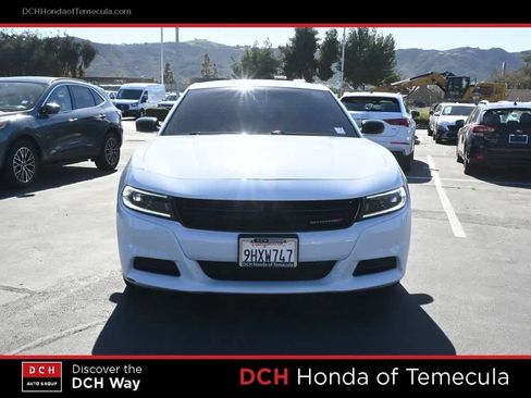 Used 2023 Dodge Charger SXT image 2