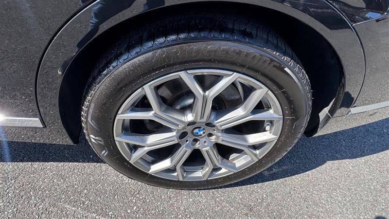 Used 2019 BMW X7 xDrive50i w/ Cold Weather Package AWD/4WD image 29