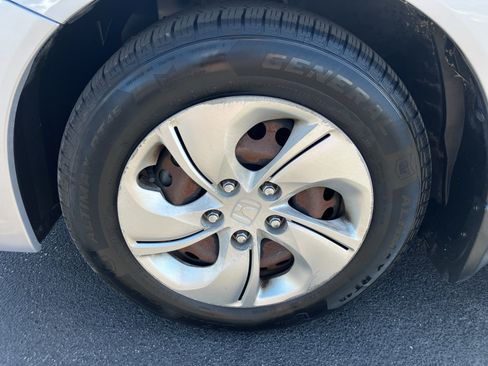 Used 2014 Honda Civic LX image 11