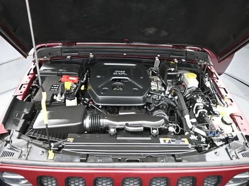 Used 2021 Jeep Wrangler Unlimited Sport AWD/4WD image 39