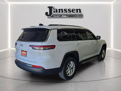 Used 2024 Jeep Grand Cherokee L Laredo w/ Luxury Tech Group I AWD/4WD image 5