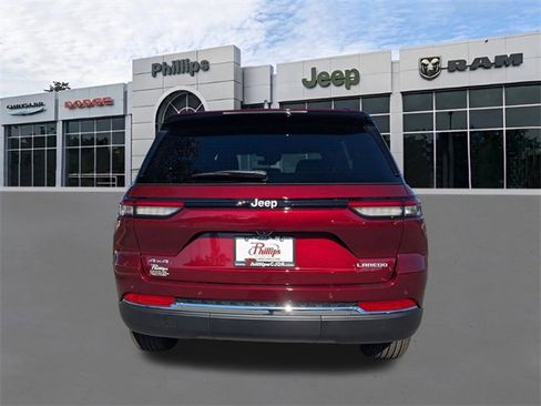 New 2025 Jeep Grand Cherokee Laredo X image 5