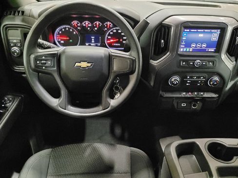 Used 2020 Chevrolet Silverado 1500 Custom w/ Custom Value Package RWD image 22