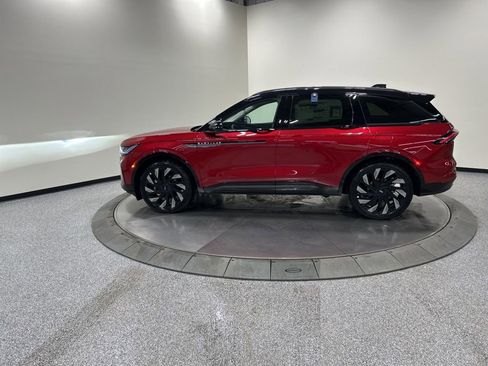 New 2026 Lincoln Nautilus Reserve AWD/4WD image 9