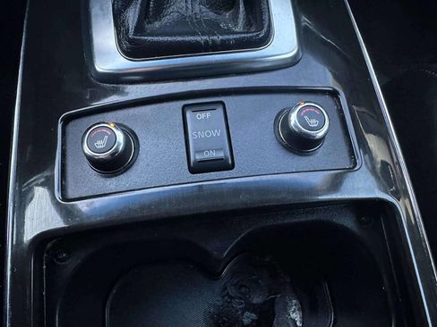 Used 2017 INFINITI QX70 AWD image 31