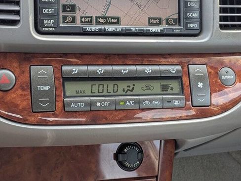 Used 2005 Toyota Camry V6 image 24