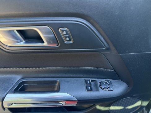 Used 2020 Ford Mustang GT image 18