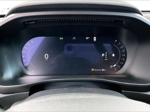 New 2026 Volvo XC40 B5 Core w/ Protection Package Premier AWD/4WD image 14