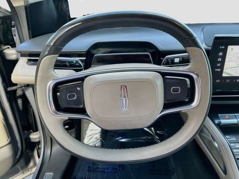 Used 2025 Lincoln Nautilus Premier w/ Equipment Group 102A AWD/4WD image 11