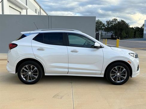 Used 2022 Buick Encore GX Select w/ Sport Touring Package image 4