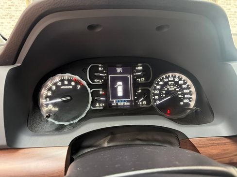 Used 2019 Toyota Tundra Limited AWD/4WD image 24