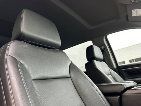 Certified 2025 GMC Sierra 1500 SLT image 20