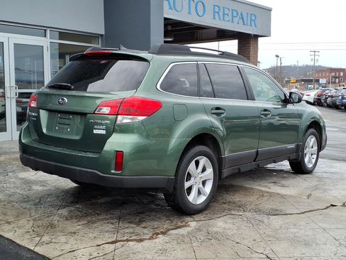 Used 2014 Subaru Outback 2.5i Premium image 3