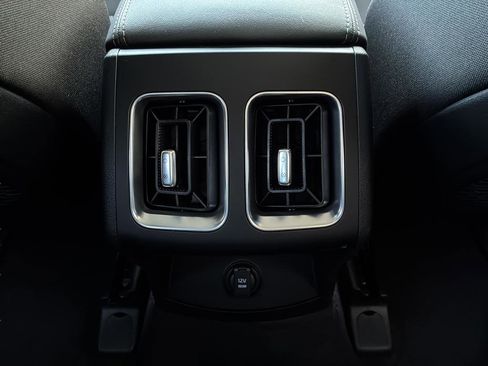 New 2026 Kia Sorento LX FWD image 17