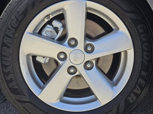 Used 2015 Kia Optima LX w/ LX Convenience Plus Package FWD image 14