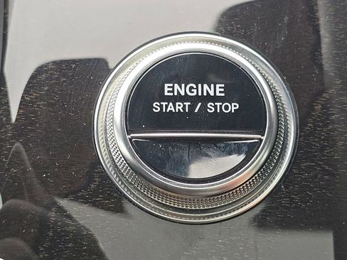 Certified 2025 Mercedes-Benz GLC 350e 4MATIC image 35
