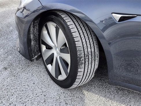 Used 2021 Tesla Model S Long Range image 33