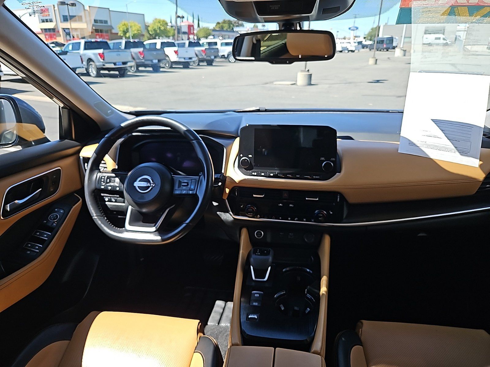Used 2023 Nissan Rogue Platinum w/ Platinum Premium Package FWD image 13