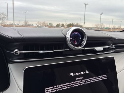 Used 2023 Maserati Grecale Modena image 19