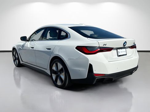Used 2023 BMW i4 eDrive35 w/ Premium Package RWD image 5