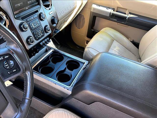 Used 2015 Ford F350 Lariat w/ Lariat Interior Package AWD/4WD image 14