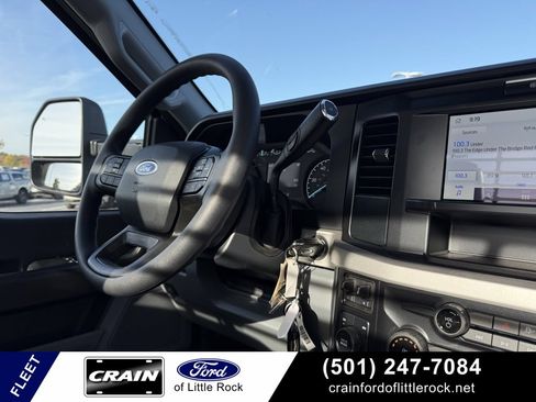 New 2025 Ford F350 XL w/ XL Chrome Package image 30