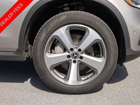 Used 2022 Mercedes-Benz GLC 300 4MATIC w/ Premium Package Lite image 11